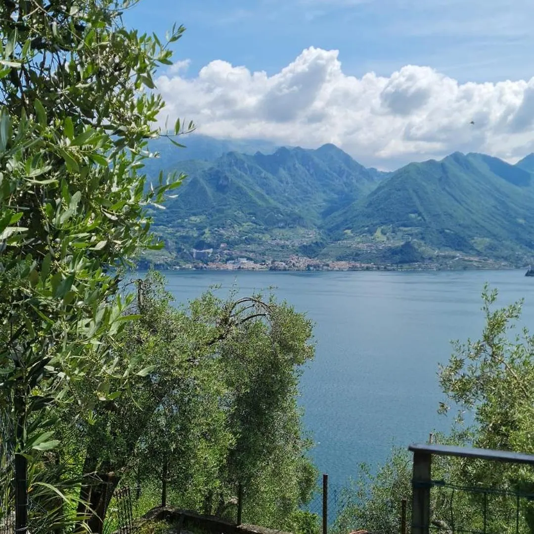 Le Tre Isole Villa Parzanica Holiday home
