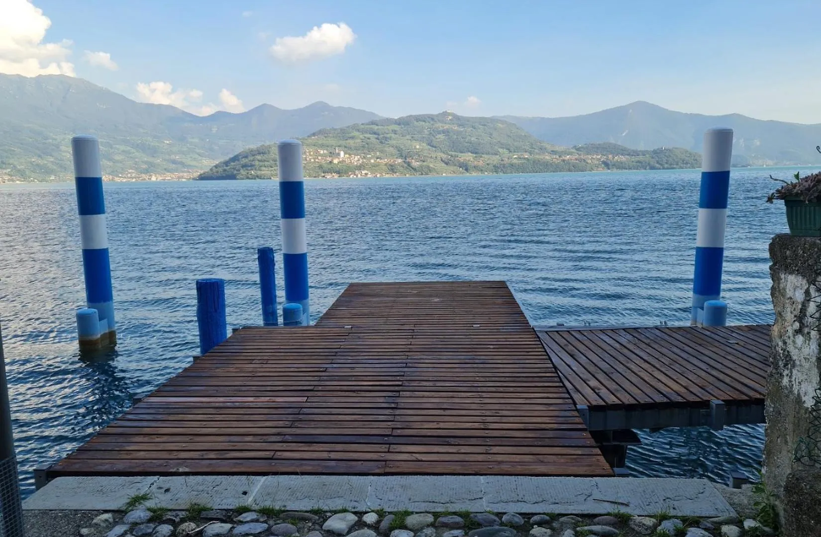Le Tre Isole Villa Parzanica 0*,  Italy